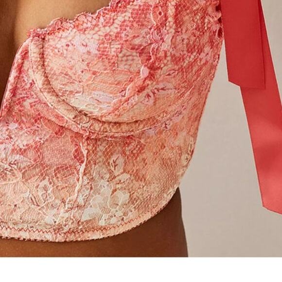 Urban Outfitters Out From Under Yvonne Lace Bow Cropped Corset size S - Picture 5 of 11